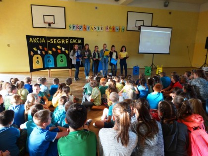 Klasa 7 o segregacji śmieci