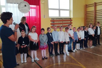 Klasa 1 z wychowawczynią M. Gibką